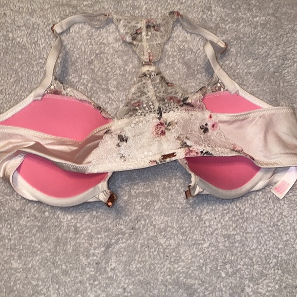 PINK/VS floral lace bra Size 36B - Picture 5 of 5